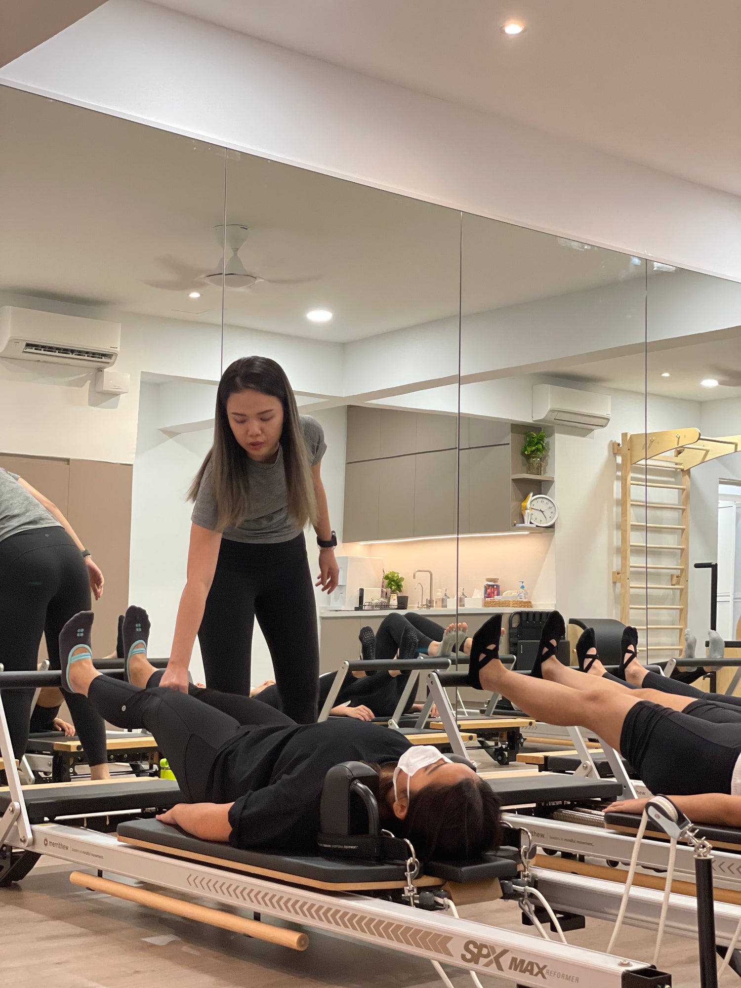 clarissa instruction a pilates reformer group class